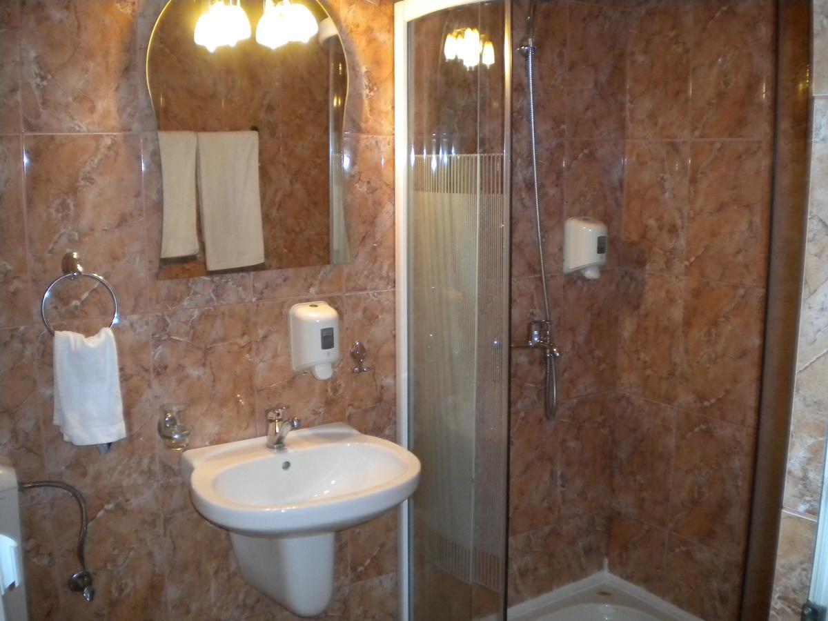 Motel Dalia Gilău Buitenkant foto